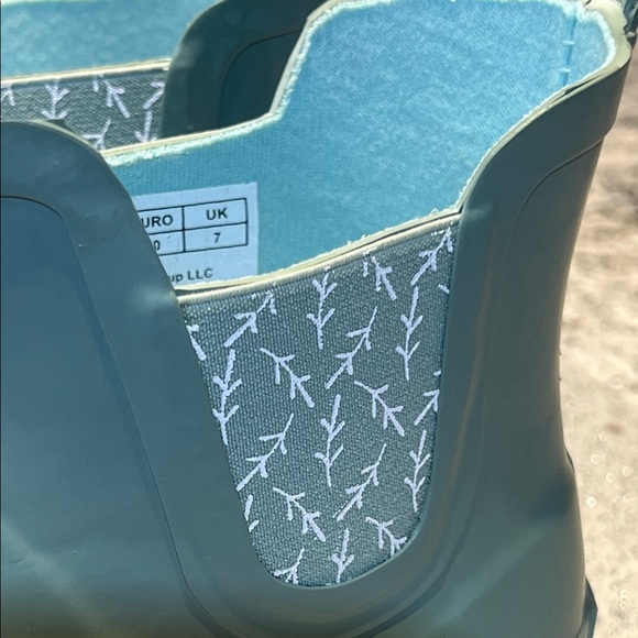 Laura Ashley Sage Garden Rain Boots Size 9 - Picture 9 of 10